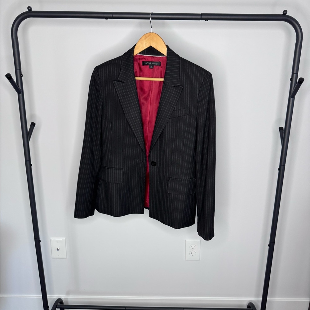 Ann Taylor One Button Blazer
